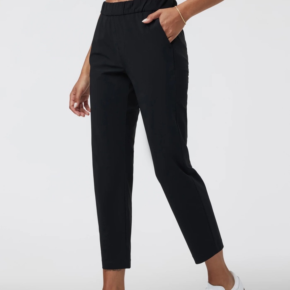 Vuori Black Cropped Ankle Pants